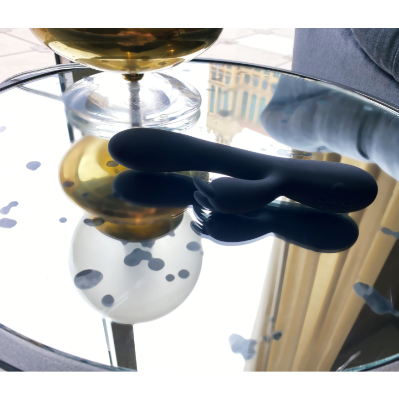 Eris- O vibrador coelho preto com aquecimento dos seus sonhos mais eróticos.